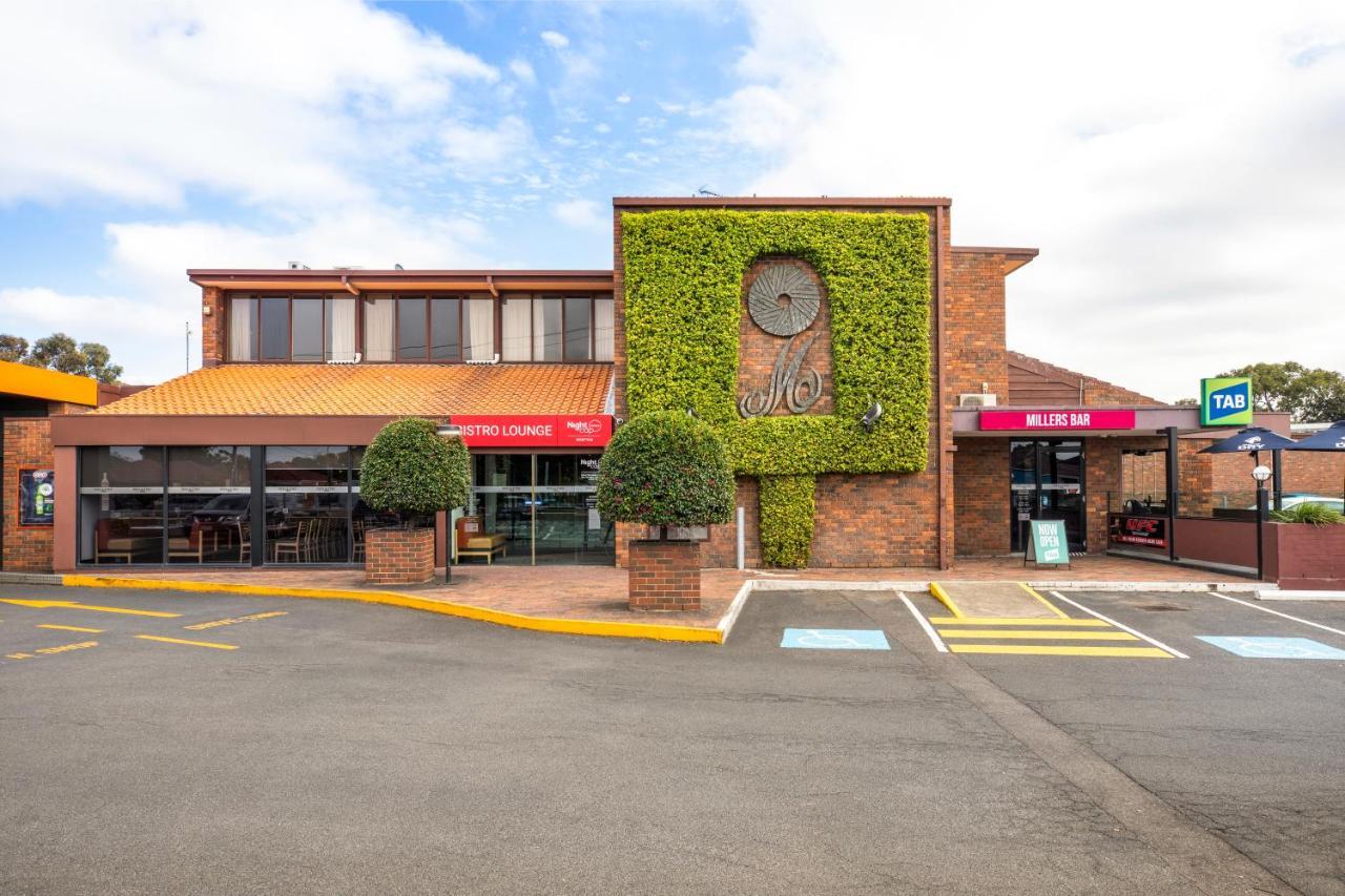 Nightcap At Millers Inn Altona Exterior foto