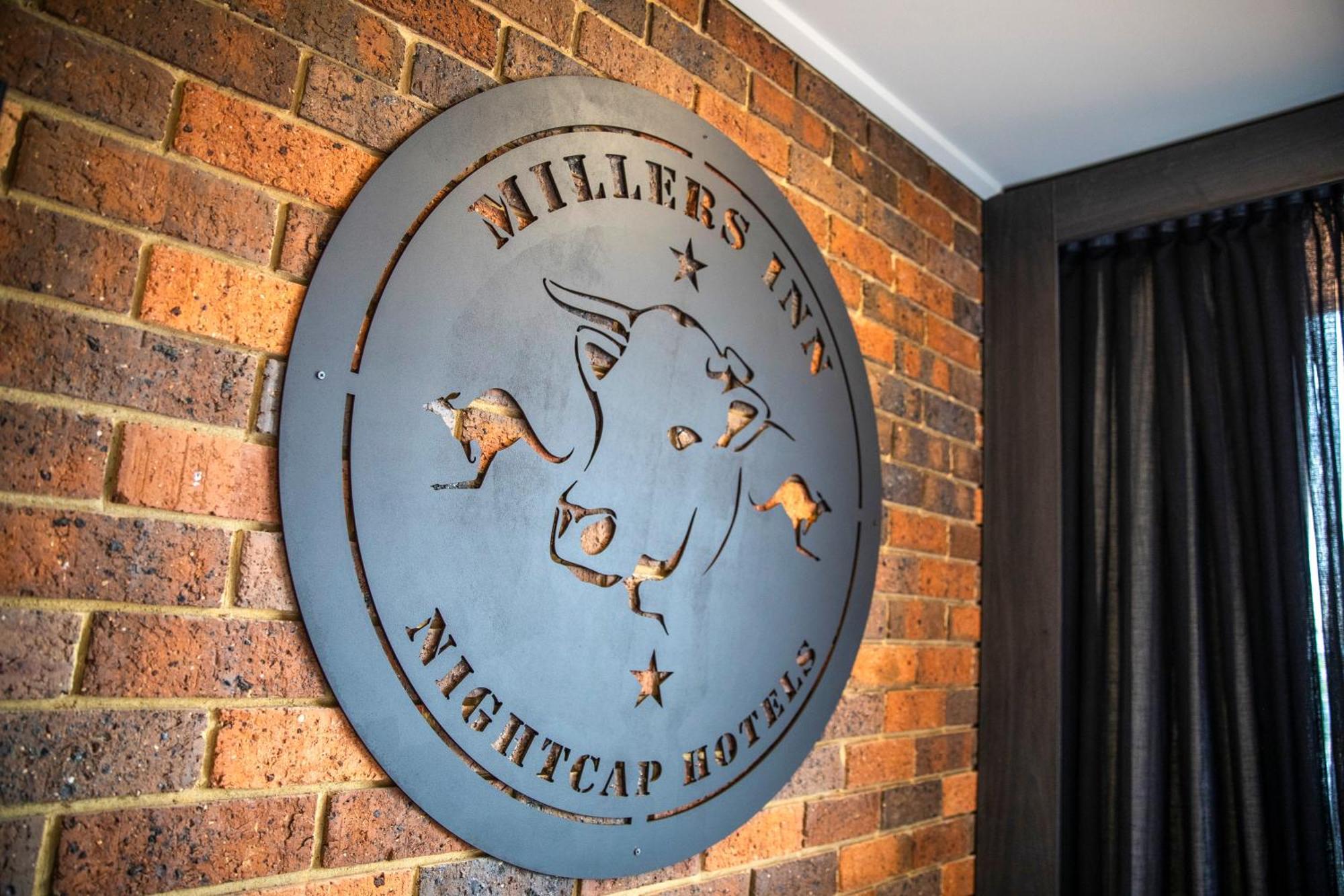 Nightcap At Millers Inn Altona Exterior foto